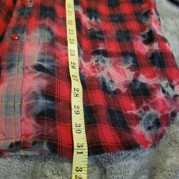 Lucky Brand Black/Red Plaid Fade Button Down SZ L - Picture 8 of 9